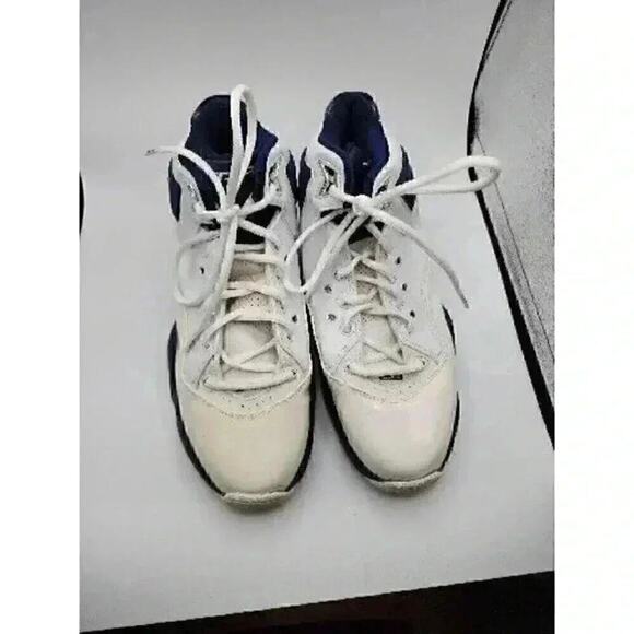 Nike Air Jordan 23 315317-104 Men's Size 9.5 White Leather Basketbal Shoes 7853 - Picture 7 of 9